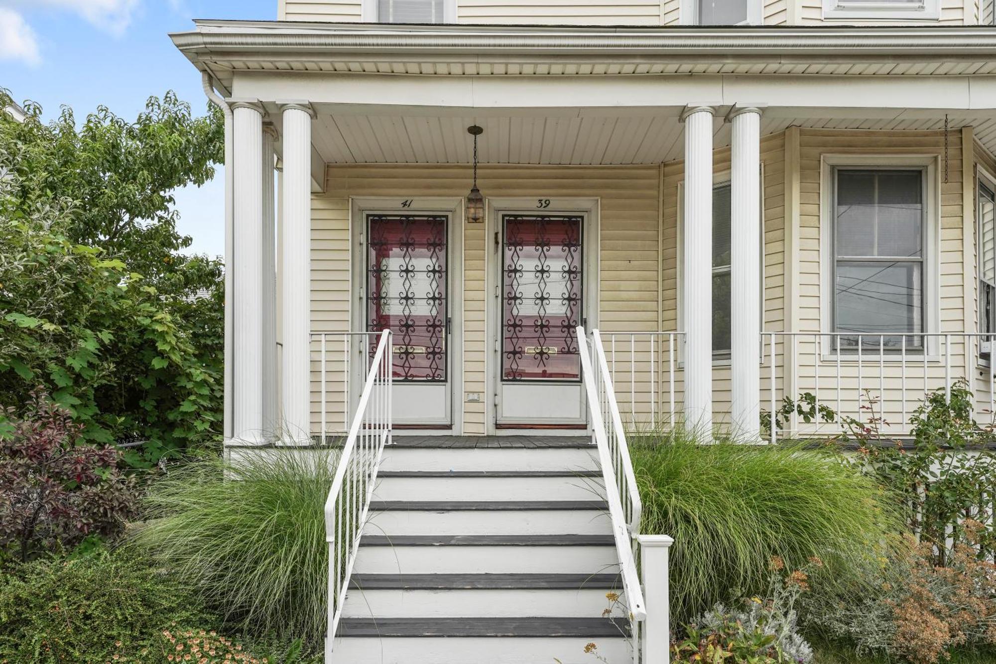 Charming New England Style Apartment 6 Miles To Downtown Boston, 4 Miles To Logan Airport Revere Exterior photo
